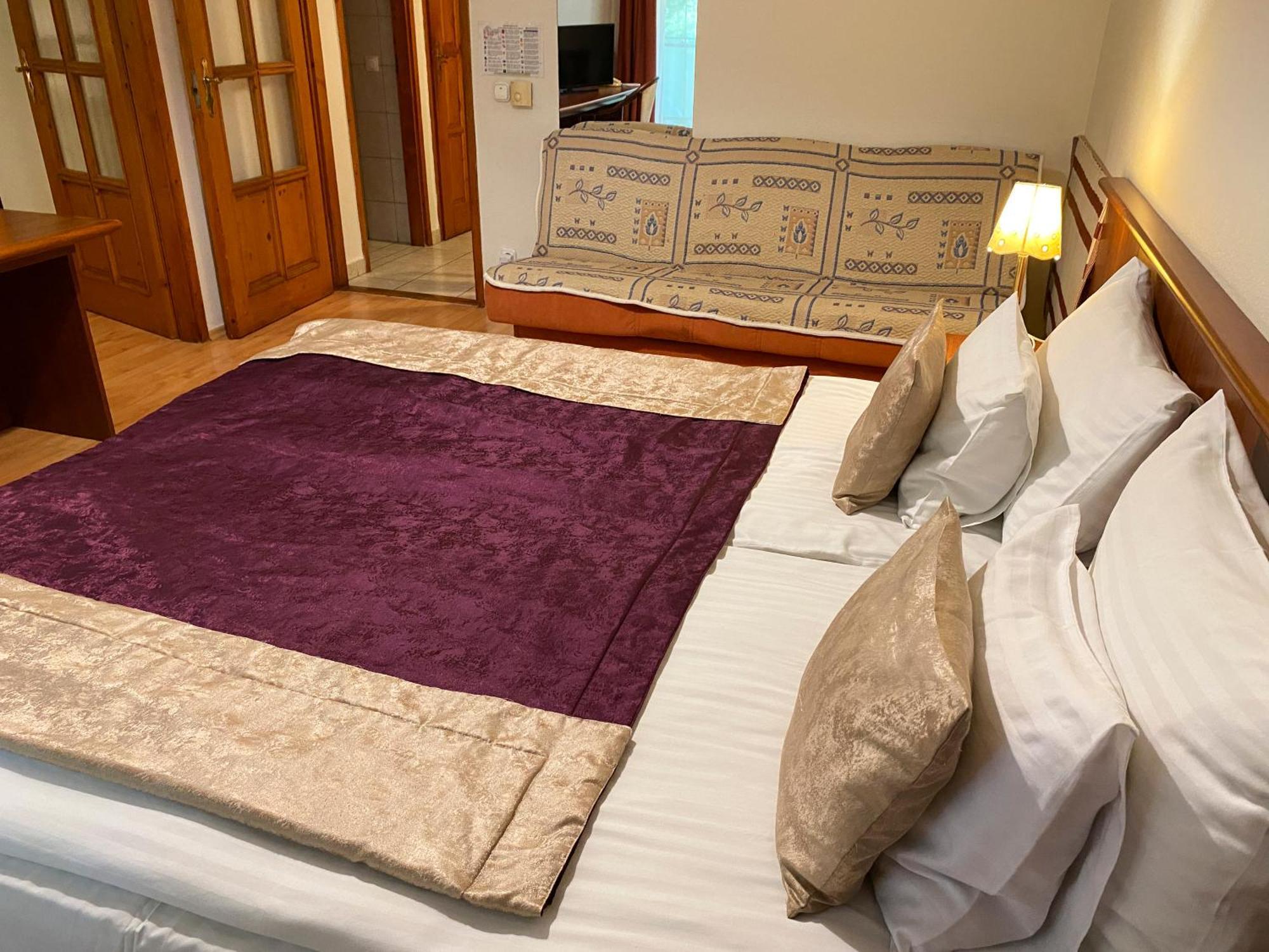 Gold Hotel 4*